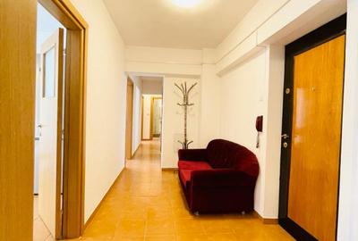 Apartament cu 3 camere de inchiriat in Piata Unirii - Fantani - 4