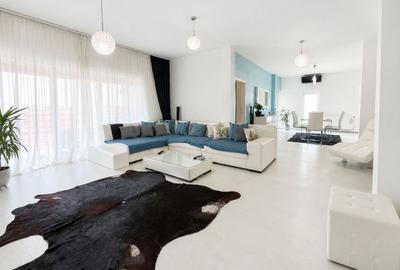 Apartament cu 3 camere decomandat, mobilat în Lipovei
