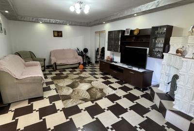 Casă individuală cu 3 camere în Poștei - Bucov