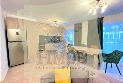 Apartament cu 3 camere semidecomandat, mobilat în Central