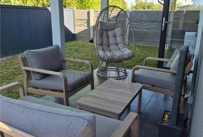 Duplex cu 3 camere în Sânmihaiu Român