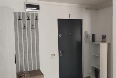 Inchiriez  apartament 2 camere - 2