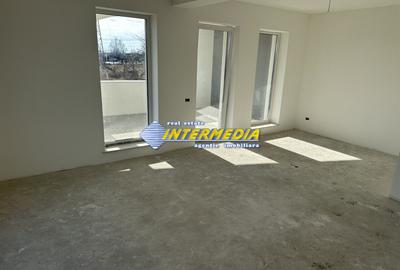 Casa Noua in Cetate 4 camere 117 mp. Teren 340 mp Finisata 90 % - 12