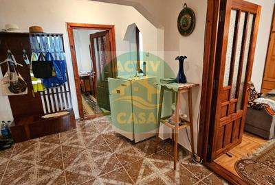 Apartament 3 camere, etaj 1 - 9