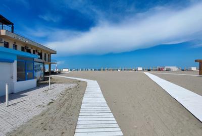 Teren si spatiu comercial de vanzare pe plaja in Mamaia, comision 0% - 1
