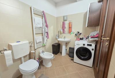 Apartament cu 2 camere, renovat modern, cu terasă de 18 mp – gata de mutare! - 12