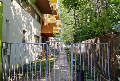 Apartament cu 2 camere semidecomandat, mobilat în Nord-Vest