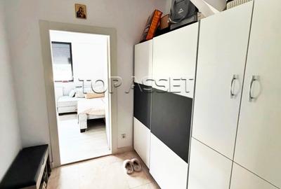 Grozavesti bloc nou - 9