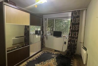 Apartament cu 2 camere semidecomandat în Alexandru Obregia