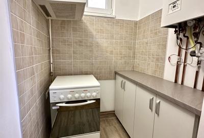 Apartament cu 3 camere I 2 bai I de inchiriat I Centru zona Primariei I etaj 2 I - 8