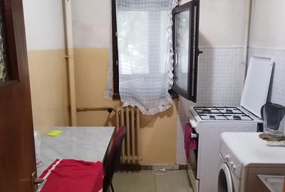 2 camere, posibilitate 3 camere vis-a-vis - 4