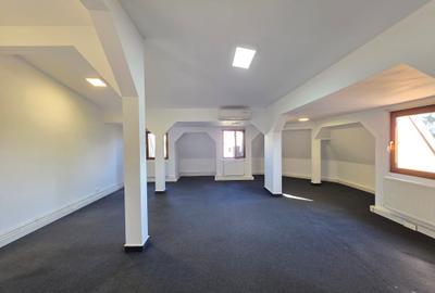 Spatiu D+P+1+M - 17 camere - 793mp - teren 532 mp - Eroii Revolutiei - 24