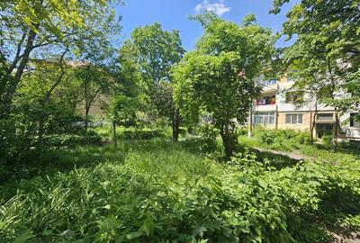 Aleea Parcului-Razboieni,  2 Decomandate - 1