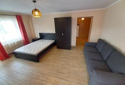 Unirii bulevard | Garsoniera spatioasa la etajul 2 in bloc mixt din 2002,monolit - 2