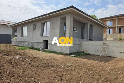 Casă Individuală, 600mp Teren, Zona Piață - Cetate - 1