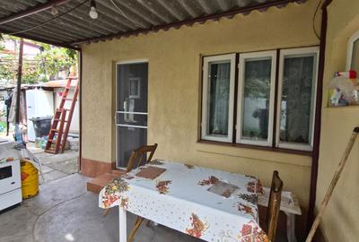 Faleza Nord - casa constructie chirpic 72 mp  + teren 293 mp (deschidere 11.5 ml - 4