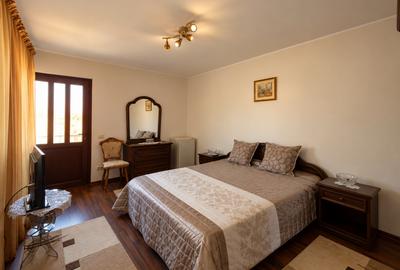 Casa P+M - Palas - teren 340mp - 6 camere - 5