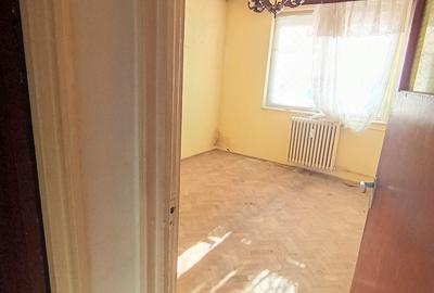 2 camere -Zona brotăcei -city parc mall Parter bloc cărămidă - 2