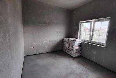 DUPLEX SPATIOS - ZONA CENTRALA - SEPARAT PRIN C.T - 6