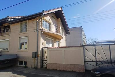 Casa de vanzare – 180 mp utili – Zona Velenta, Oradea - 1