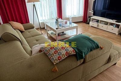 Casă individuală cu 5 camere decomandat în Curtești