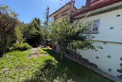 Vilă istorică de vânzare  Castel Aura Buzescu Bușteni  str. Victoriei nr. 11 - 15