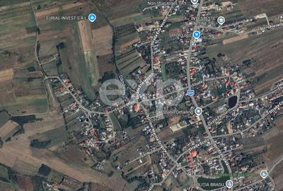 Teren Construcții intravilan de 2127 mp, în Bradu