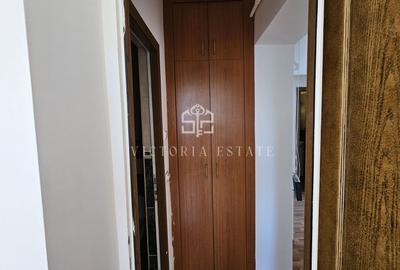 Apartament de vanzare, 3 camere decomandat.Republicii - 11