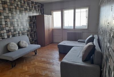 Apartament cu 2 camere decomandat, mobilat în Vest