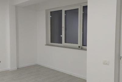 Birou, 250 mp în Odăile