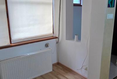 Timpuri noi,5min metrou si bld Unirii,semistradal,liniste! - 5