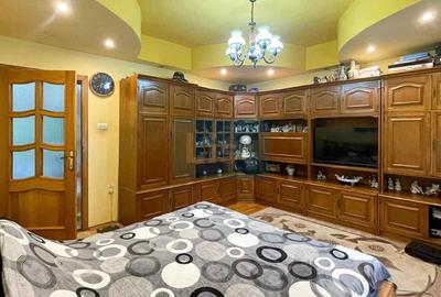Casa 7 camere, teren 590 mp in Calnic - 5