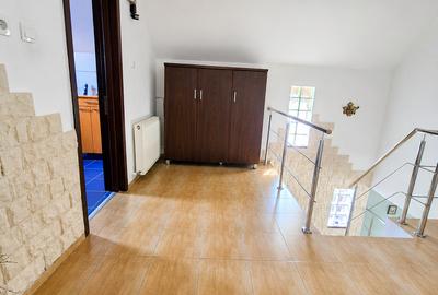 Proprietate cu doua corpuri de locuit, piscină, foisor, complet funcțională - 24