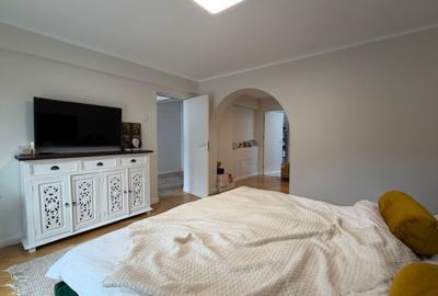 Vila duplex renovata, finisaje premium - 10