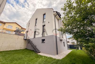 Case Premium de Vânzare – Strada Narciselor, Florești - 5