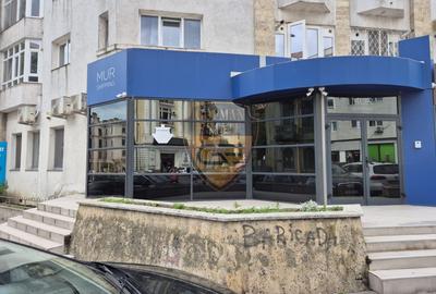 Spatiu Comercial Piata Ovidiu , SU 165mp + Terasa 61mp, centrala gaz, A/C, 2 bai - 1