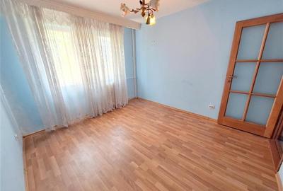 Apartament 2 semidecomandate, etaj 3 din 4, zona Miron Costin - 5