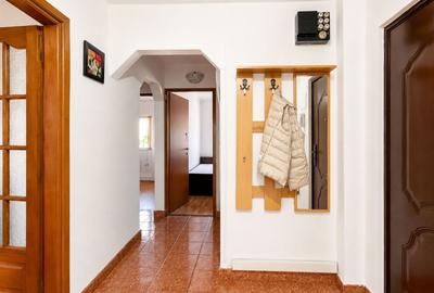 De inchiriat apartament cu 3 camere - zona Lipovei - 10