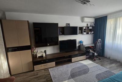 Apartament cu 2 camere decomandat, mobilat în Drumul Taberei