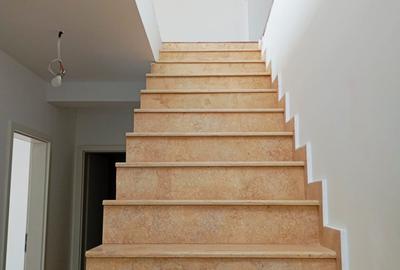 Vila Tunari str. Paris, 5 camere, curte 300  mp, 400 mp construiti - 16