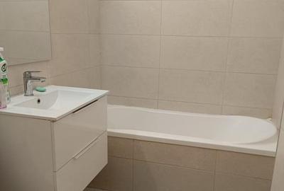 Apartament cu 3 camere în Drumul Taberei