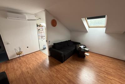 Apartament la mansardă, Florilor Florești! - 2
