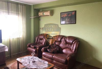 Apartament cu 3 camere decomandat, mobilat în Faleza Nord