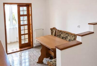 Apartament cu 3 camere semidecomandat în Ampoi 3