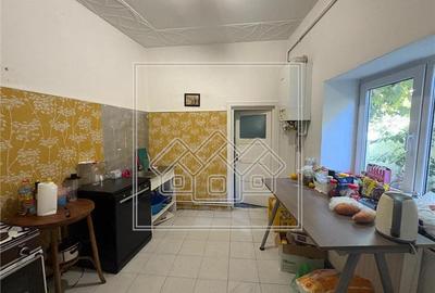 Ap cu 3 camere+pivnita mare, 65 mp utili, situat in Centrul Istoric - 10