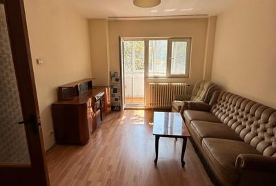 Apartament cu 4 camere decomandat în Panduri