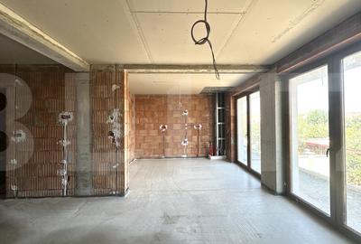 Apartament cu 3 camere decomandat în Braytim