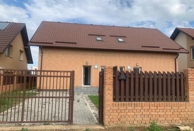 Duplex cu 5 camere în Malu Mare