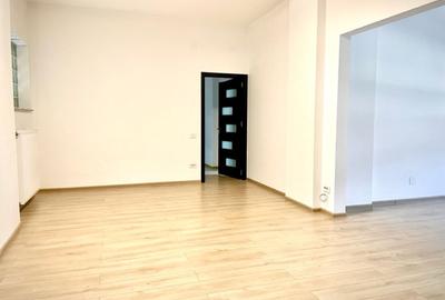 Inchiriere spatiu birou 4 camere Piata Romana - 14