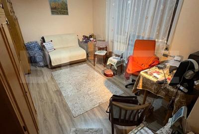 Garsonieră decomandată, mobilată în Semicentral